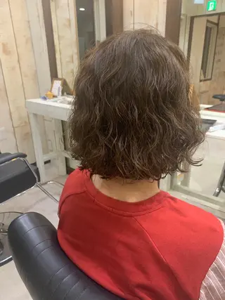 ショート パーマ 鷺谷 玲奈のヘアスタイル
