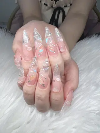 ネイル Lee Nailsのネイルデザイン