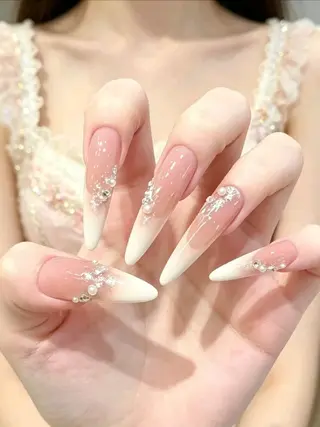 ネイル Dyo Nail_Royalのネイルデザイン