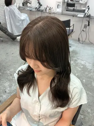セミロング nanami🏷🤎 ベージュのヘアスタイル