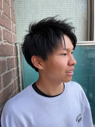 ショート カラー パーマ ヘアアレンジ メンズ キッズ ネイル マツエク・マツパ アイブロウ 久木原 ゆりのヘアスタイル