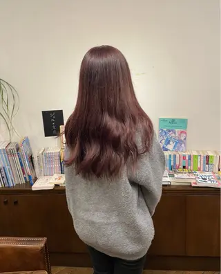 ロング 城田 萌子のヘアスタイル
