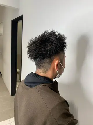 ショート パーマ メンズ メンズカット／太田 龍舞／フェザーパーマのヘアスタイル