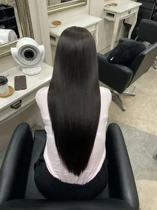 ロング 平井 よし乃のヘアスタイル