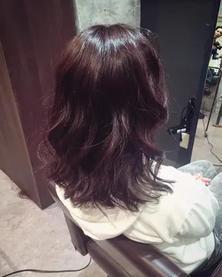 ミディアム カラー ハイトーンブリーチ 土坂 由志【京都】のヘアスタイル