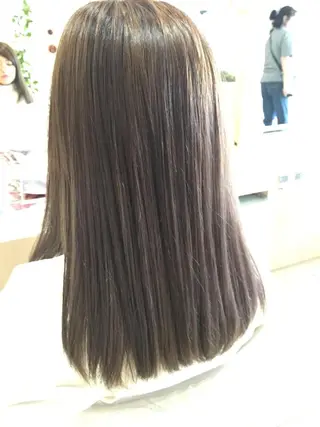 セミロング パーマ カラー 山内 佐江子のヘアスタイル
