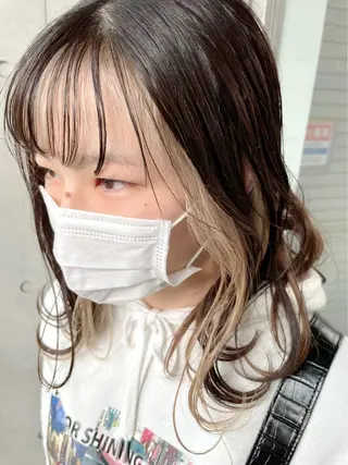 カラー 《インナーカラー》 YAMADAのヘアスタイル