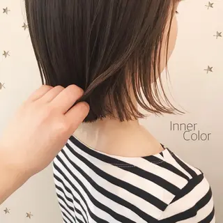 ミディアム カラー 市川 千夏のヘアスタイル