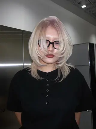 セミロング カラー 🍒天神大名/カラー /レイヤー特化🍒のヘアスタイル