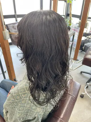 ロング パーマ シノザキ キナのヘアスタイル