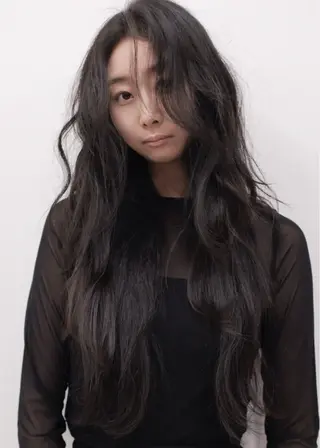ロング カラー ヘアアレンジ レイヤーカット 赤み消し 店長/大和のヘアスタイル