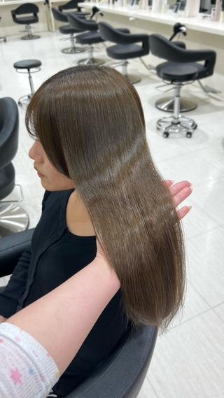 セミロング カラー ヘアアレンジ 韓国レイヤー＆ピンク 艶髪🩶maikoのヘアスタイル