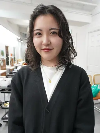 ミディアム カラー パーマ レイヤー／パーマ TAKUYAのヘアスタイル