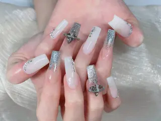 ネイル More Glam 高田馬場店のネイルデザイン