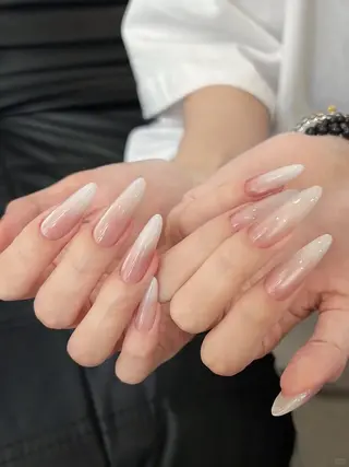ネイル T. Leeのネイルデザイン