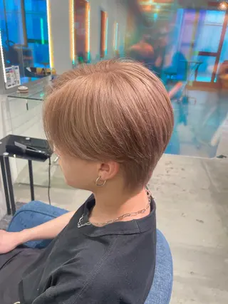 カラー Mii. 内田萌々のヘアスタイル