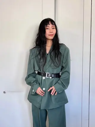 ロング カラー 松坂 真衣のヘアスタイル