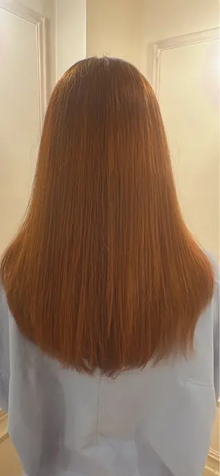 セミロング GLanz 朱蒙のヘアスタイル