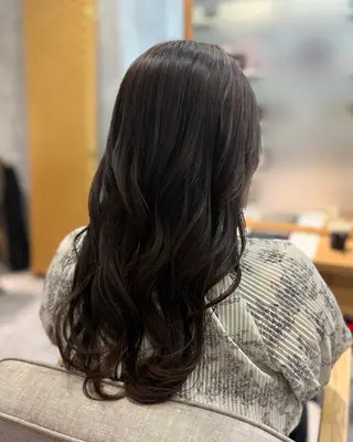 セミロング 🫧西野 杏🫧のヘアスタイル