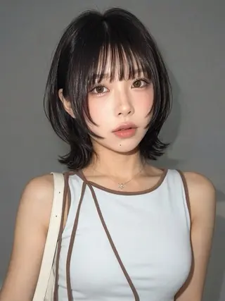 ミディアム ボブ/ミルクティー KOUGAのヘアスタイル