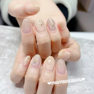 ネイル Nail •Head スパFortunaのネイルデザイン