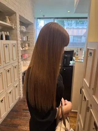 カラー 韓国ヘア・アイ 」サナのヘアスタイル