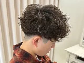ショート センターパート 韓国ヘア・綾也のヘアスタイル