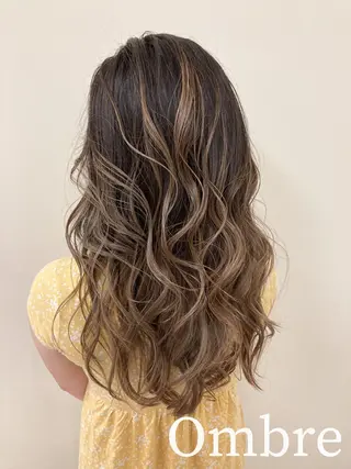 ロング カラー Misirlou Hairのヘアスタイル