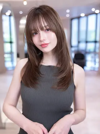 セミロング レイヤー似合わせ 透明感カラーりきやのヘアスタイル