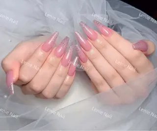 ネイル Lenie Nail Salonのネイルデザイン