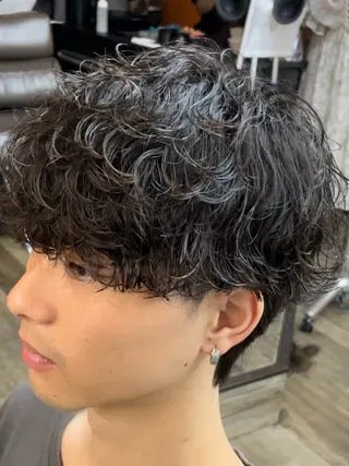 ショート パーマ メンズ 💇🏻‍♂️パーマ ニキ✨本田龍斗のヘアスタイル