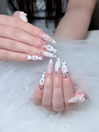 ネイル Julli NailStudioのネイルデザイン