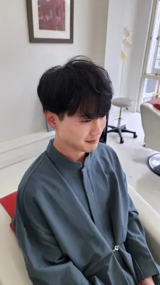 ショート パーマ メンズ カラー 長谷川 敏輝のヘアスタイル
