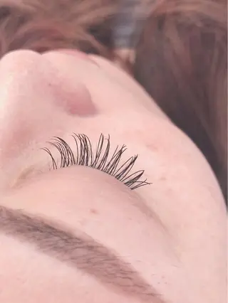 マツエク・マツパ そそ　喜 多のヘアスタイル