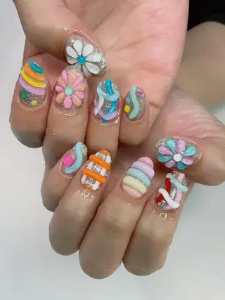 ネイル ･:*+.✳︎˚✧₊ MAKI NAILのネイルデザイン