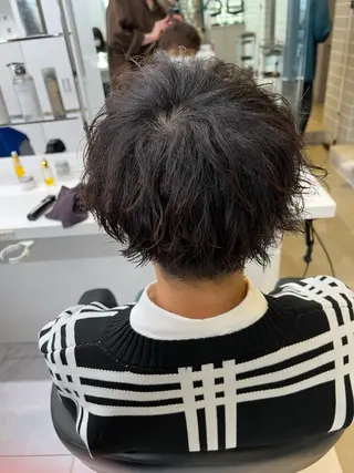ショート カラー パーマ メンズ メンズパーマ特化 TAIGAのヘアスタイル