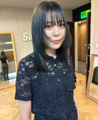 ミディアム カラー パーマ ヘアアレンジ デザインカラー/ボブ ブリーチカラー/ユリのヘアスタイル