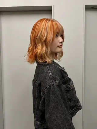 カラー ケアブリーチ特化 ハイトーンカラーのヘアスタイル
