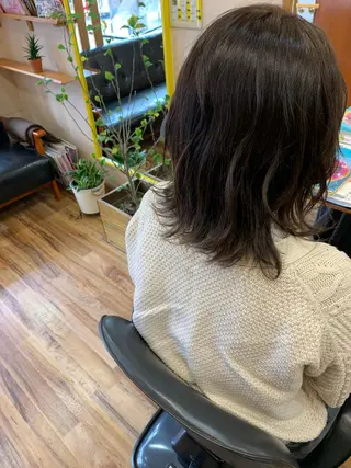 カラー matsuda rinaのヘアスタイル