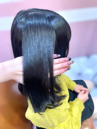 セミロング 韓国風／髪質改善✨️ AYAKAのヘアスタイル