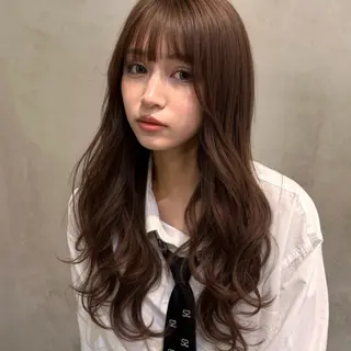 セミロング カラー おしゃれハイトーン 💗AKARIのヘアスタイル