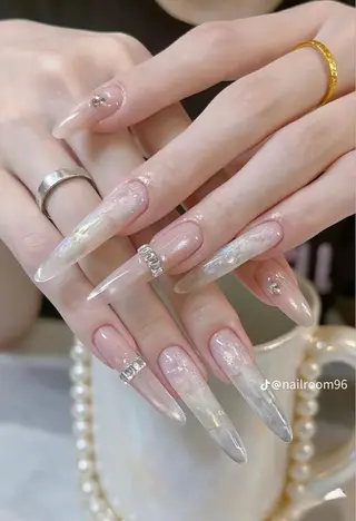 ネイル Dyo Nail_Royalのネイルデザイン
