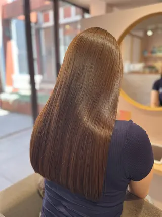 ロング カラー AYATO 'のヘアスタイル