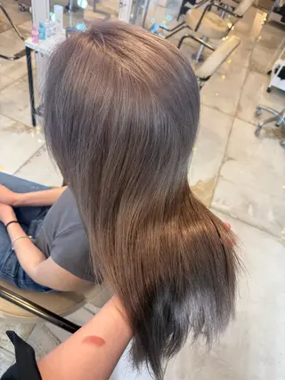 カラー AI／原宿／ ハイトーン／ブリーチのヘアスタイル