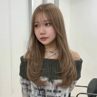 ロング 鍋田/ 渋谷/ 縮毛矯正／レイヤーのヘアスタイル