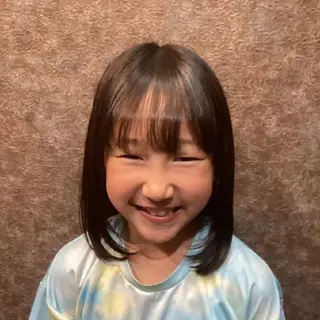 ミディアム 渕 七海のヘアスタイル