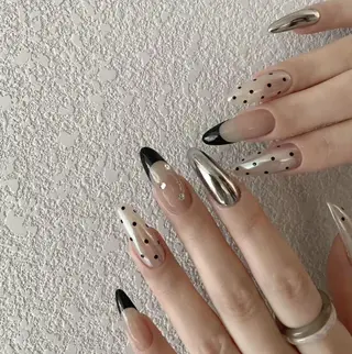 ネイル Queen‘s なんのネイルデザイン
