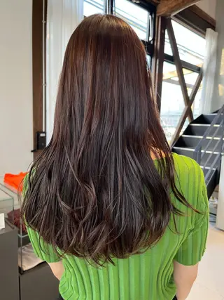 ロング カラー 林 美優のヘアスタイル