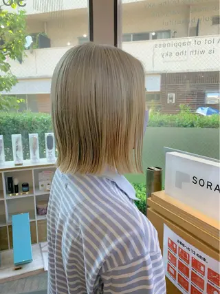 セミロング ✨顔まわりカット ✨渋谷人気No.1✨のヘアスタイル