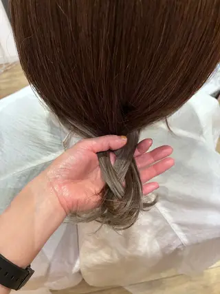 カラー 清水 美香のヘアスタイル
